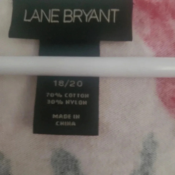 LANE BRYANT BEAUTIFUL FLORAL BUTTON SWEATER - Picture 4 of 5